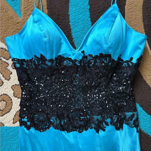 Jovani Turquoise and Black Sequined Lace Formal Gown - Picture 5 of 13